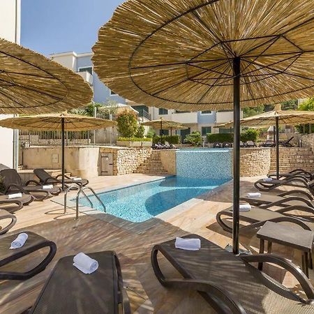Seaesta Apartment Pool And Beach Slatine Exteriör bild